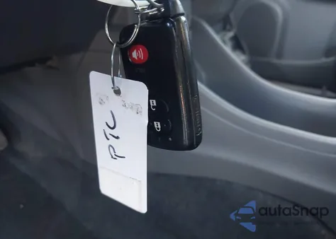 2013 Toyota Prius V Five из США, поврежденный, VIN JTDZN3EU1D3284863